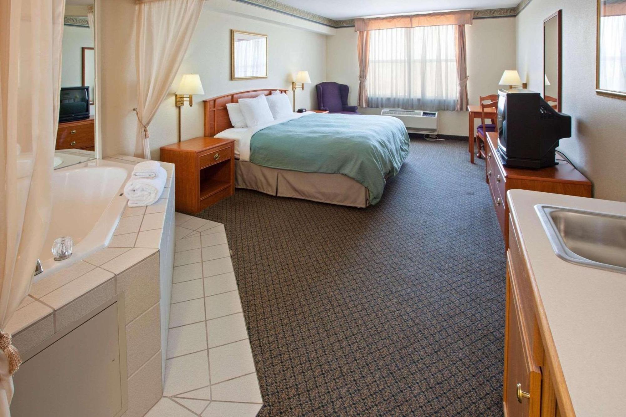 Country Inn & Suites By Radisson, Lansing, Mi Экстерьер фото