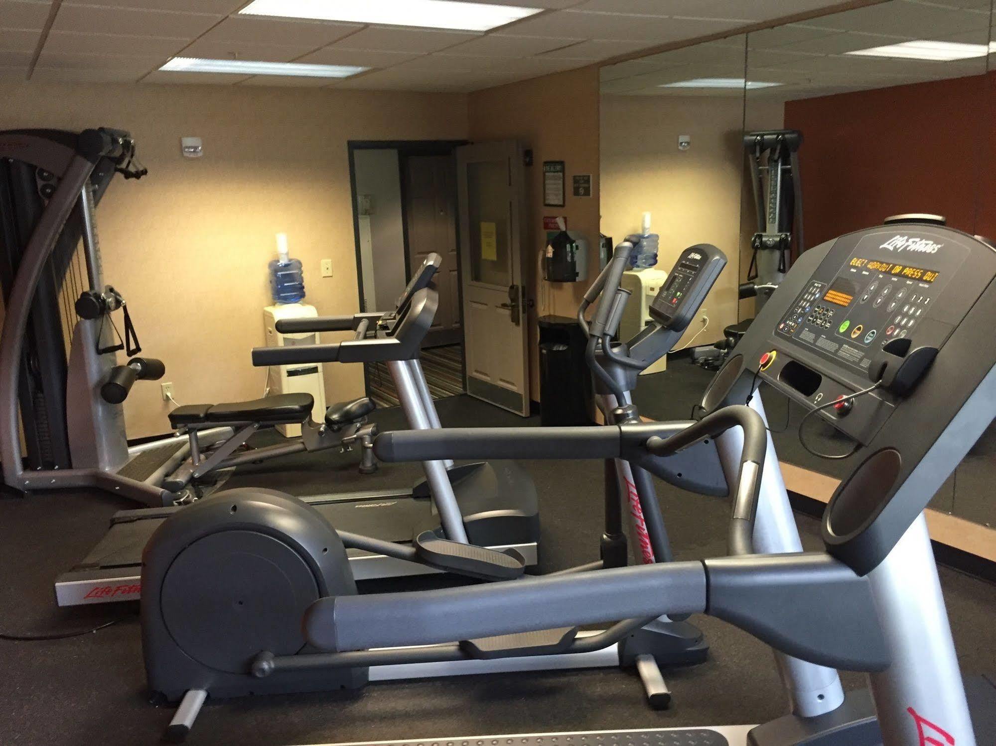 Country Inn & Suites By Radisson, Lansing, Mi Экстерьер фото